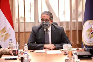 وزير السياحة والآثار يتابع الموقف التنفيذي لتشغيل الخدمات وفرص الاستثمار بالمتحف المصري الكبير