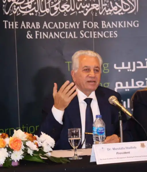 خبير اقتصاد: ضم المشروعات الغير مرخصة للاقتصاد الرسمي يعمل على زيادة الصادرات
