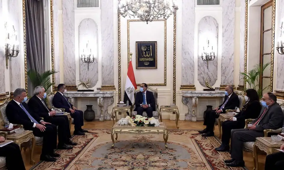 مدبولي: جاهزون لتنفيذ مشروعات إعادة إعمار العراق