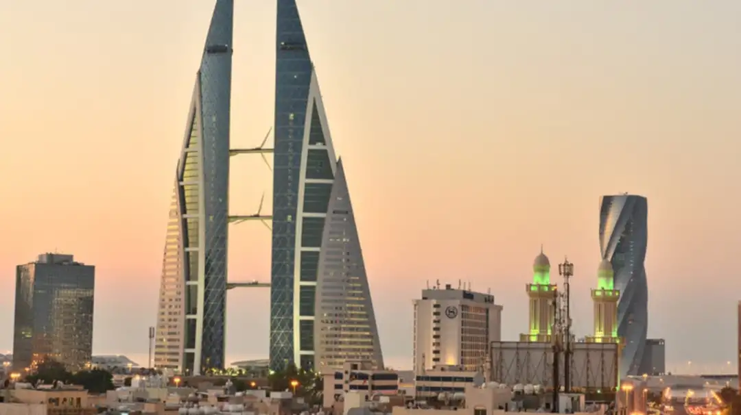 البحرين تسير على خطى الإمارات في الإقامة الذهبية