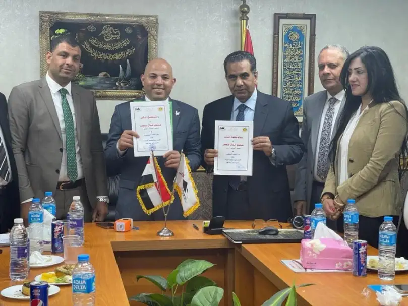 أمين الشعب الجمهوري بالجيزة يوقع بروتوكول تعاون مع مجمع خدمات عمال مصر لفتح أسواق عمل جديدة للشباب