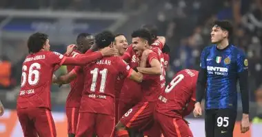 ليفربول يستضيف ليدز في مهمة تضييق الفارق مع مان سيتى بالدوري الإنجليزي