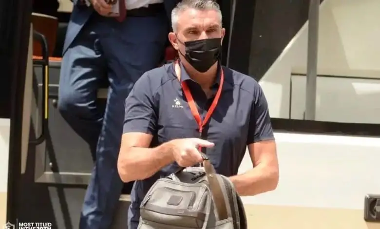 مدرب الأهلي السابق يكشف موقفه من خلافة كارتيرون في الزمالك