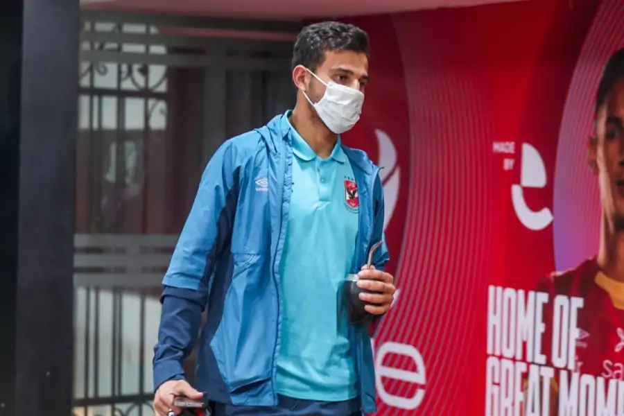 الأهلي يجري فحص طبي لـ حمدي فتحي والشحات قبل مباراة صن داونز