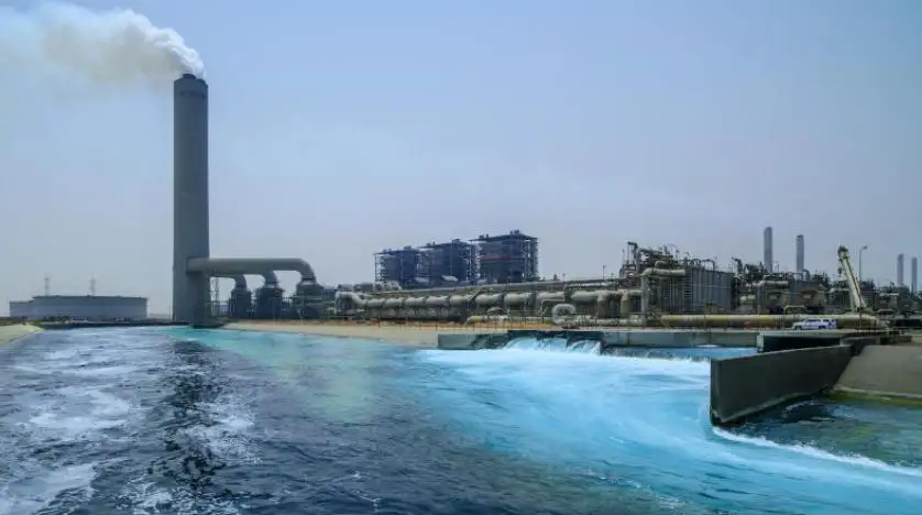 إتفاقية بين «أكوا باور» و«ووتر غلوبال آكسيس» لتحلية المياه بالتقنيات الخضراء