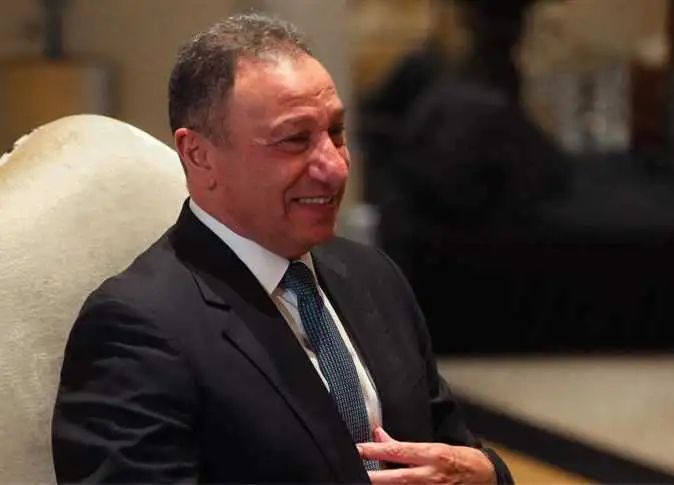 الخطيب يكلف المدير االتنفيذي للأحمر لحل أزمة المشجع الأهلاوي أمح