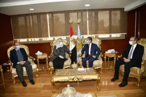 وزيرة التضامن تناقش ملفات خاصة بالقادرين باختلاف ومراكز تنمية الأسرة في الغربية