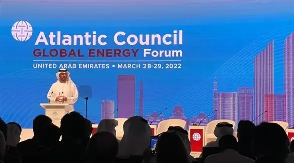 مستقبل العالم بعد مرحلة النفط على مائدة القمة العالمية بدبى