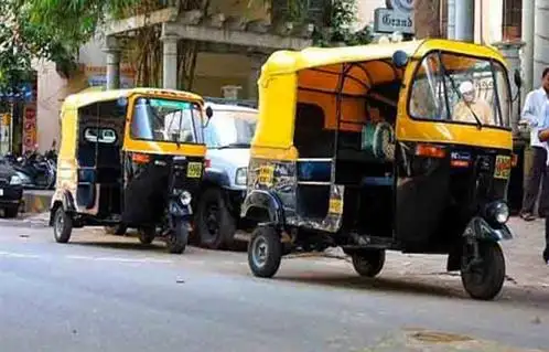 12 شركة تطلب تصنيع سيارات "مينى فان" ضمن مبادرة إحلال "التوك توك"