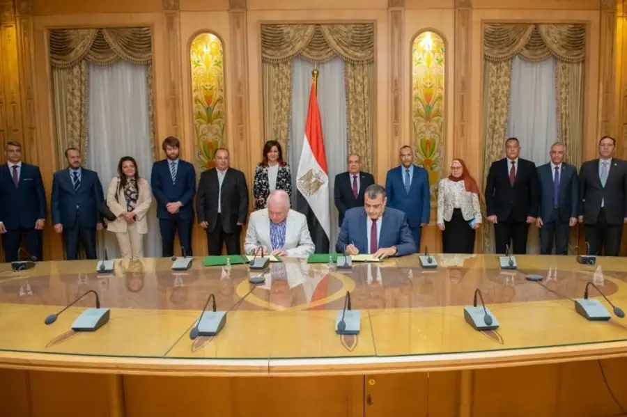 وزيرا "الإنتاج الحربي" و"الهجرة" يشهدان توقيع بروتوكول تعاون