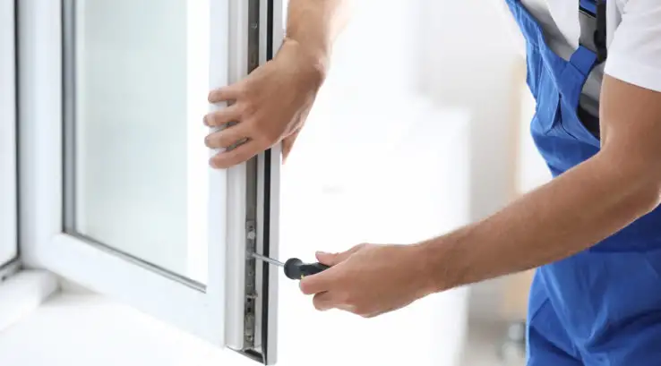 "اللاوندي" ترفع إنتاج بلاستيك "UPVC" لتصنيع الأبواب والنوافذ