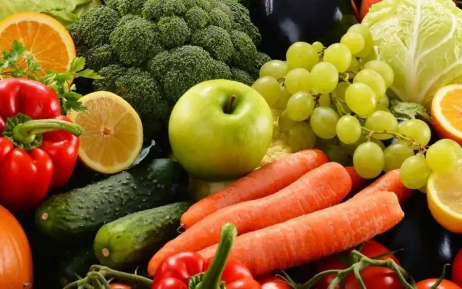 أسعار الخضروات والفاكهة اليوم الجمعة 15-4-2022