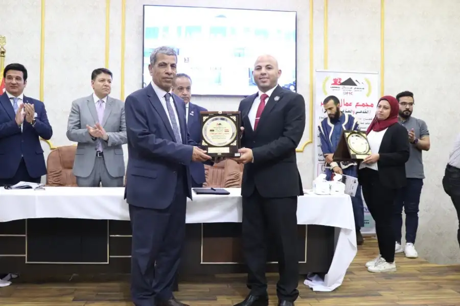 شراكة إستراتيجية بين مجمع عمال مصر و مجموعة اليقين الدولية القابضة الليبية لزيادة  الاستثمارات بين البلدين