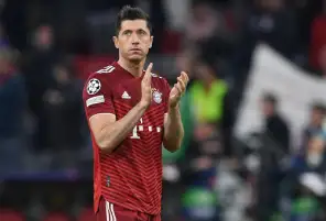 ناجلسمان: علاقتي بـ ليفاندوفسكي جيدة جدا