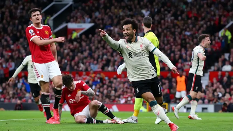 محمد صلاح يقود التشكيل المتوقع لليفربول أمام مانشستر يونايتد