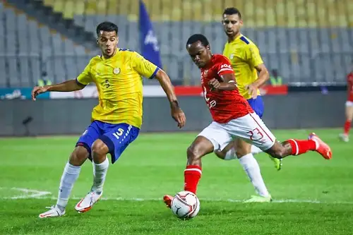 ميدو يستنكر دفاع موسيماني عن تاو رغم سوء مستواه