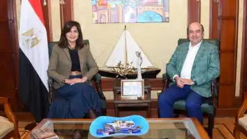 وزيرة الهجرة تبحث مع فاركو للأدوية التعاون المشترك في إطار مؤتمر “مصر تستطيع بالصناعة”