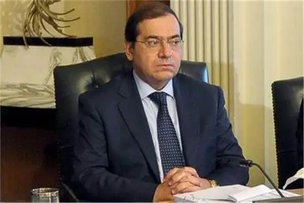 وزير البترول ينعي شهداء الواجب بسيناء