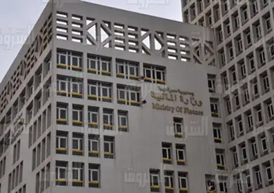 2.4 مليار جنيه ضرائب ورسوم بجمارك الدخيلة ودمياط خلال أبريل الماضى