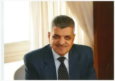 الفريق أسامة ربيع: قناة السويس شريان الحياة للمنطقة