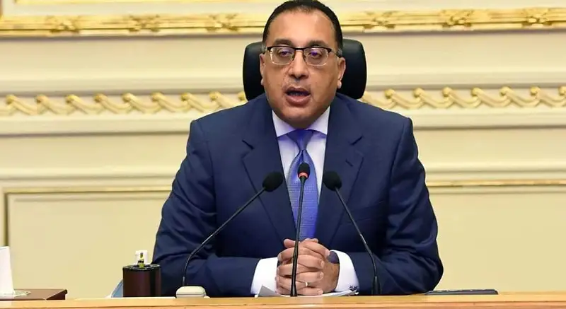 رئيس الوزراء يصل أبو ظبي لإطلاق مبادرة الشراكة الصناعية بين مصر والإمارات والأردن
