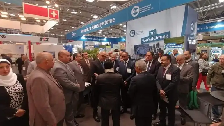 وزير الإسكان: هدفنا الاستفادة من التكنولوجيات الحديثة فى قطاع المرافق بمشروعات "حياة كريمة"