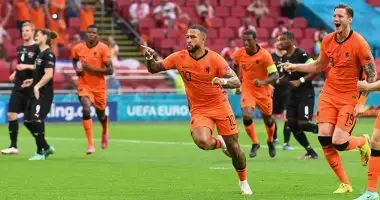 هولندا تكتسح بلجيكا برباعية في دوري الأمم الأوروبية