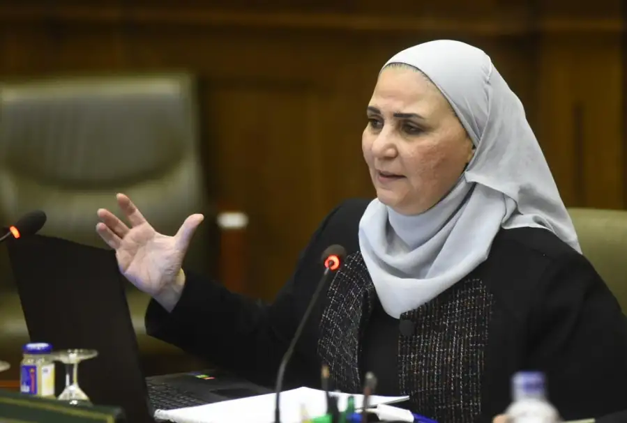 وزيرة التضامن: مصر وضعت ولأول مرة قانونا لدعم ورعاية المسنين