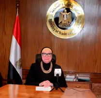 وزيرة الصناعة عن المطالبات بتسهيلات بسبب ارتفاع سعر المحروقات: هقدم تيسيرات ليه؟