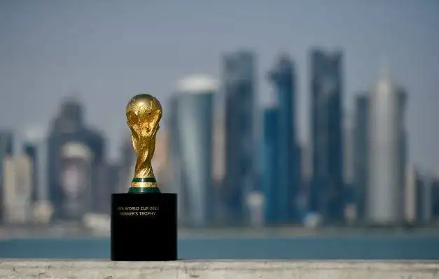 حظر بيع المشروبات الكحولية داخل ملاعب مونديال قطر