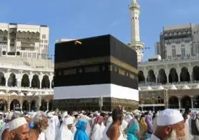 شركات السياحة تطالب ببدء موسم العمرة مبكرا للحاق بالمولد النبوي