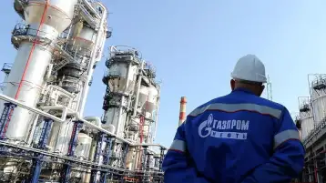 الوطنية الإيرانية للنفط وجازبروم الروسية توقعان مذكرة تفاهم بـ40 مليار دولار