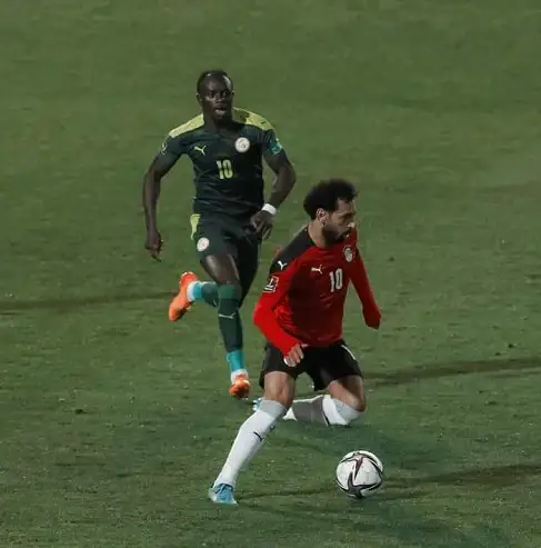 صلاح ينافس ماني وميندي على جائزة الأفضل في أفريقيا