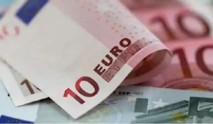 سعر اليورو اليوم الأربعاء 27-7-2022 في مستهل تعاملات البنوك