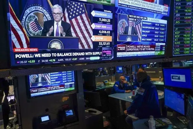 الأسهم الأوروبية تغلق الجمعة مرتفعة وسط صدور بيانات اقتصادية