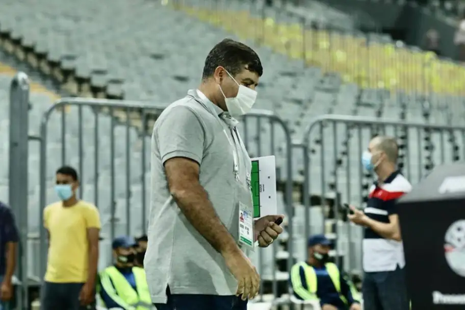 العشري: كل فرق الدوري تسعى للتعاقد مع لاعبي طلائع الجيش