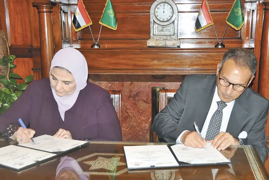 القباج والإتربى يوقعان بروتوكول تعاون لتعزيز الدفع الإلكترونى والشمول المالى لمنظمات المجتمع المدنى