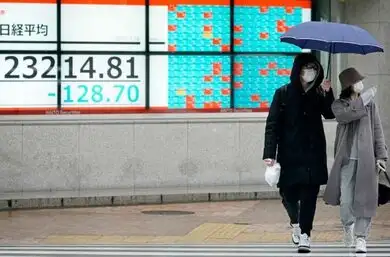 زيادة الصادرات الصينية بنسبة 18% مع استمرار النمو القوي غير المتوقع