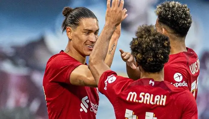روبنسون: صلاح سيشكل هجوما ناريا مع نونيز في ليفربول