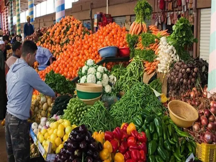 السبت 27 أغسطس 2022.. أسعار الخضروات والفاكهة بسوق العبور اليوم