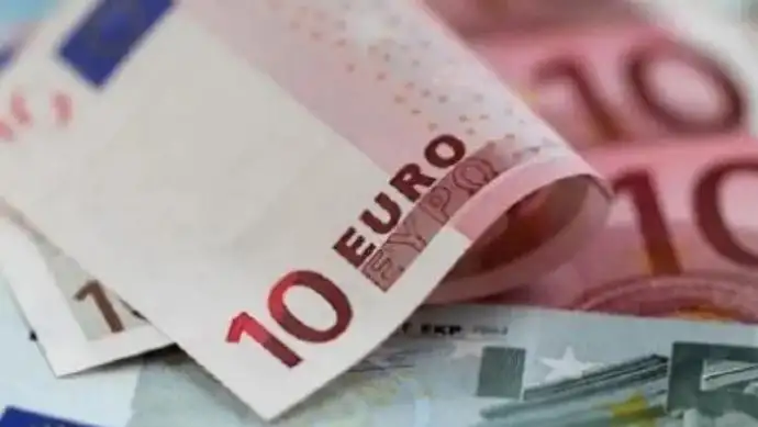 سعر اليورو اليوم الاثنين 29-8-2022 في مستهل تعاملات البنوك المصرية