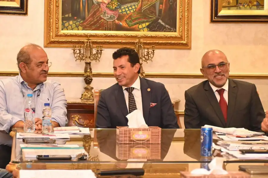 مجلس إدارة اللجنة الأولمبية يجتمع بحضور وزير الشباب والرياضة
