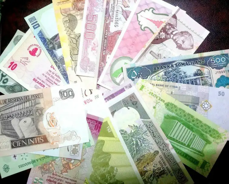 أسعار العملات اليوم الأحد 4-9-2022 مقابل الجنيه في بداية التعاملات