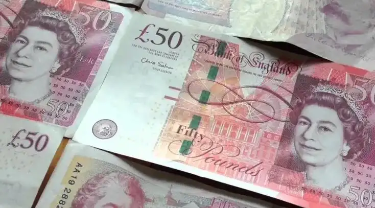 سعر الجنيه الإسترليني اليوم الخميس 8-9-2022 مقابل الجنيه