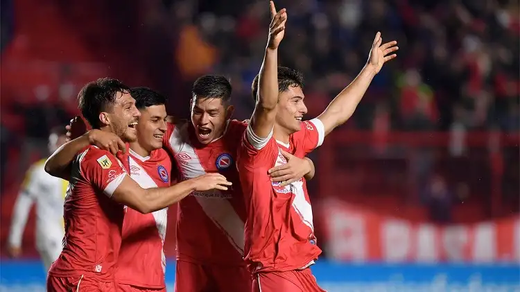 أرجنتينوس جونيورز يفوز على روزاريو سنترال بالدوري الأرجنتيني