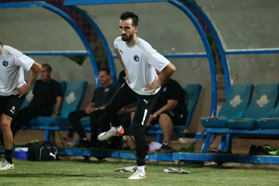 دونجا والشيبي يشاركان في تدريبات بيراميدز استعدادا للموسم الجديد