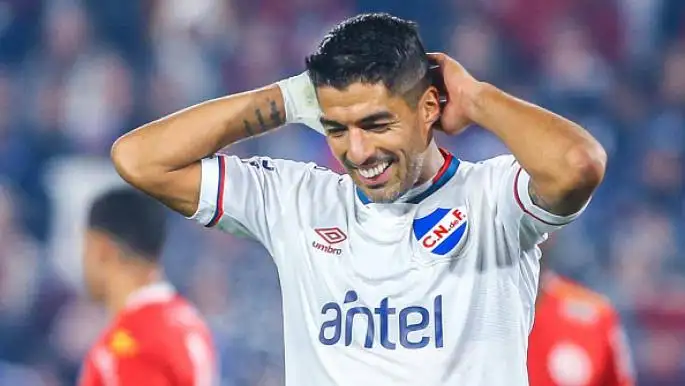 ناسيونال يعلن رحيل سواريز