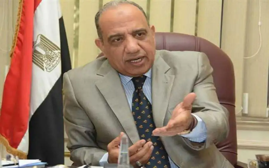 وزير قطاع الأعمال: مشروعات لتطوير مصانع الأدوية وزيادة طاقتها الإنتاجية بـ1.8 مليار جنيه