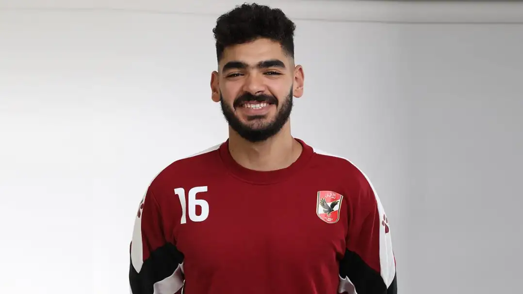 تدريبات استشفائية لحميد حارس يد الاهلي في تونس