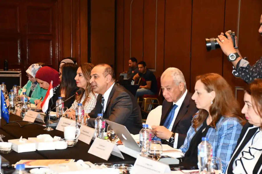 نائب وزيرة التخطيط يترأس أول اجتماع للمجموعة الاستشارية الخاصة بمكون رؤية مصر 2030